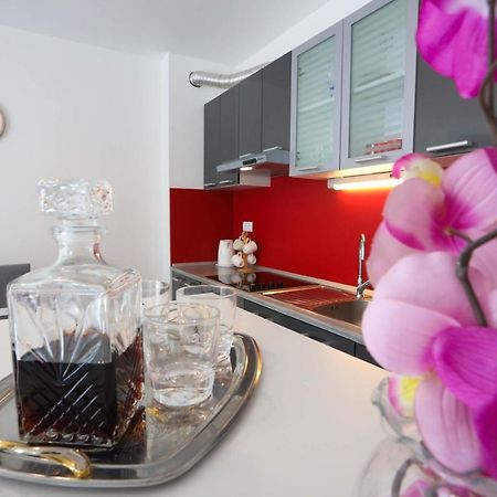 Apartman Petra Макарська Екстер'єр фото