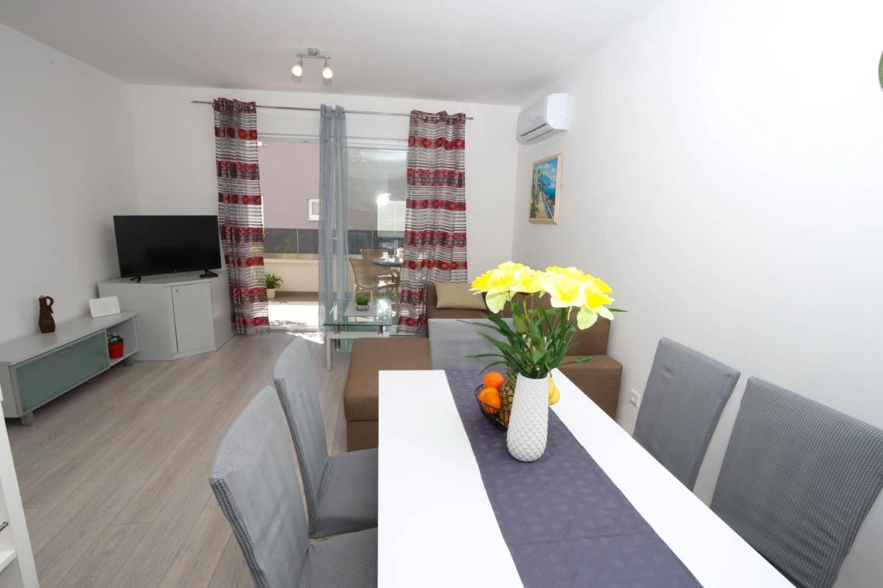 Apartman Petra Макарська Екстер'єр фото