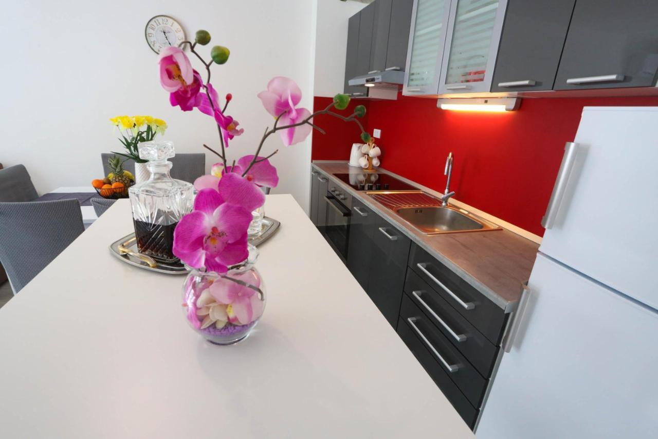 Apartman Petra Макарська Екстер'єр фото