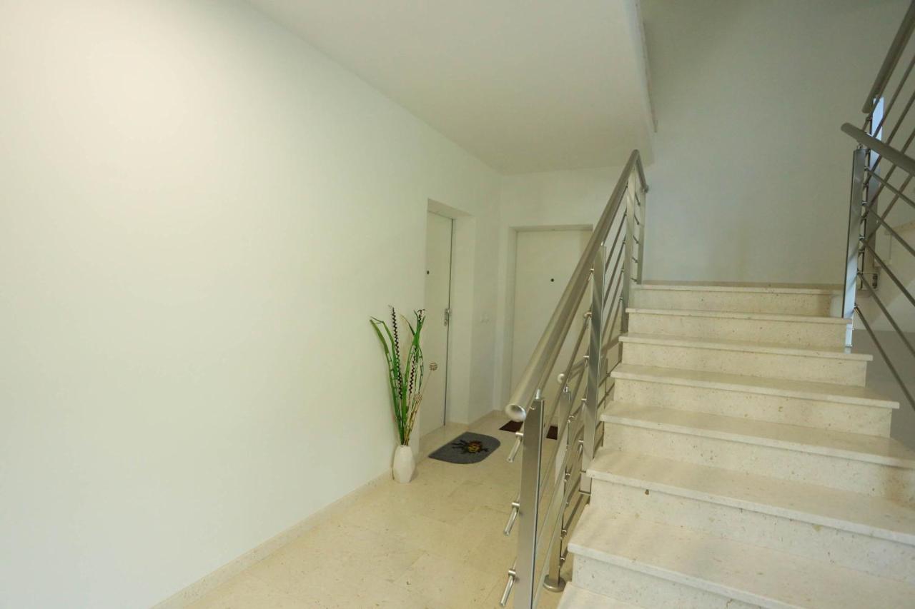 Apartman Petra Макарська Екстер'єр фото